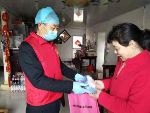 特殊的主題黨日！洞頭衛生健康系統黨員戰斗在前線